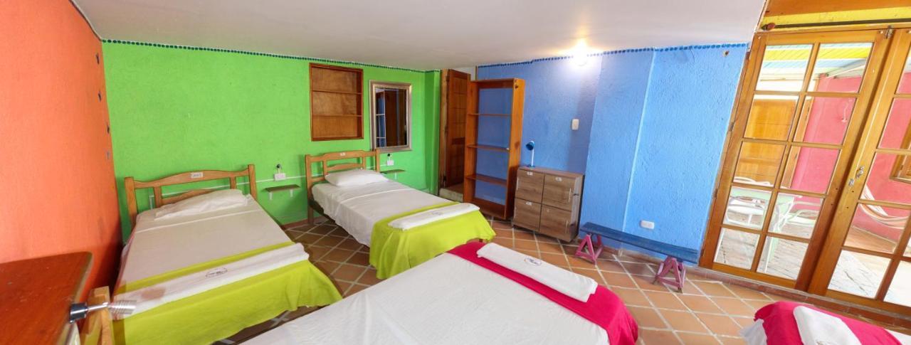 Tayrona Colors Hostel Taganga Eksteriør billede