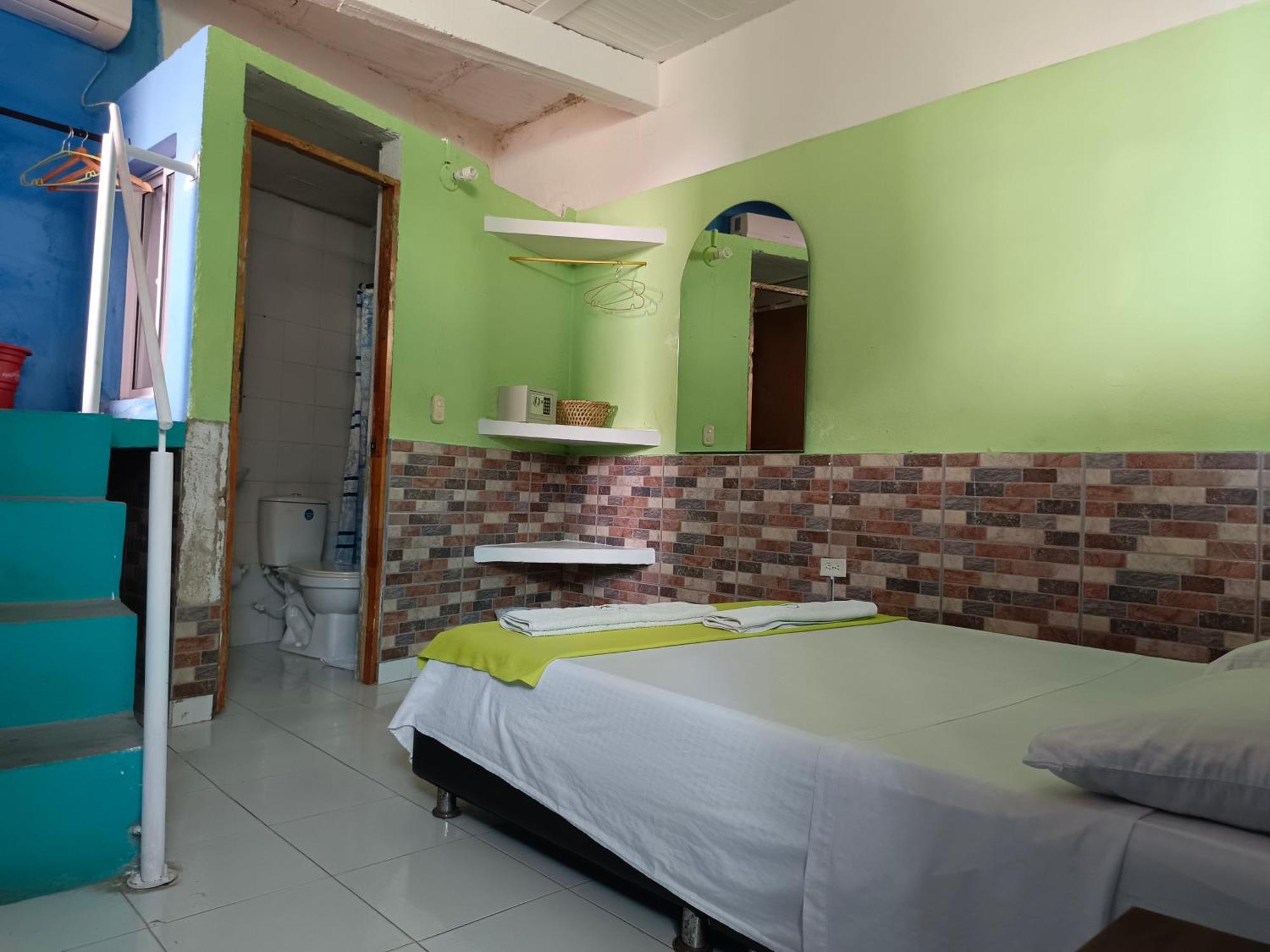 Tayrona Colors Hostel Taganga Eksteriør billede